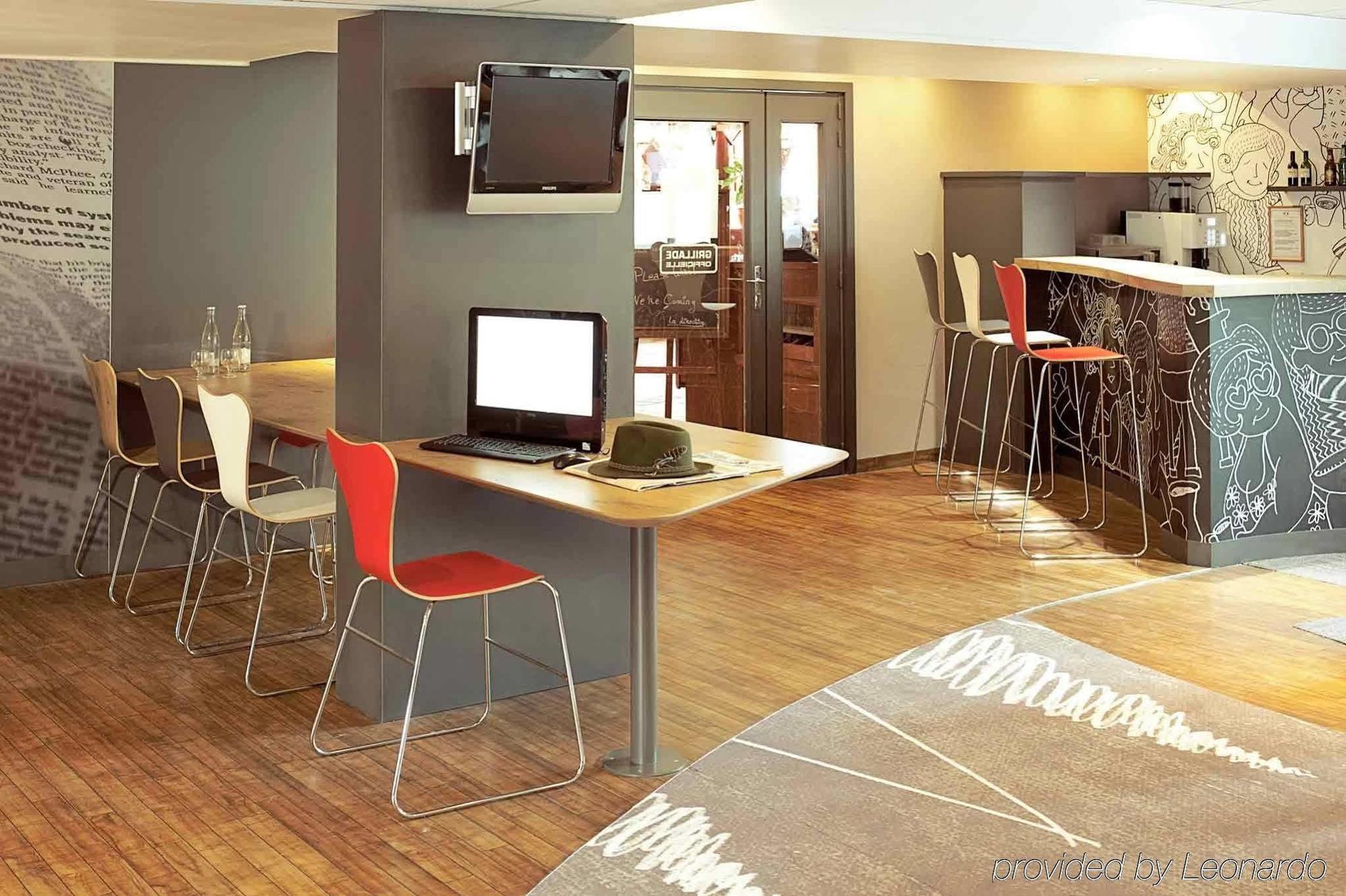 ไอบิส แซ็งเดอนี สตัด ซุด Hotel แซงต์-เดอนี ภายนอก รูปภาพ